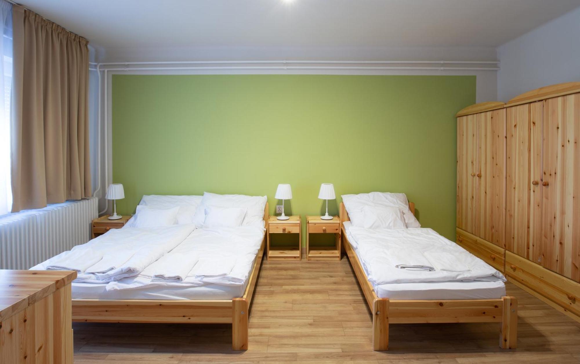 Csoemoeri Vendeghaz Hotel Csomor Ngoại thất bức ảnh