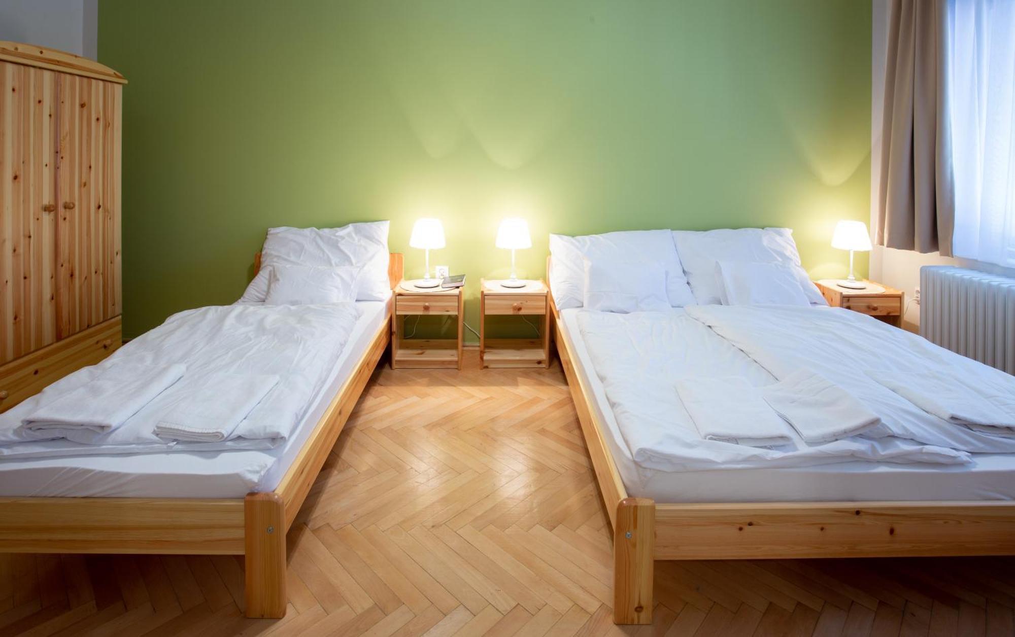 Csoemoeri Vendeghaz Hotel Csomor Ngoại thất bức ảnh